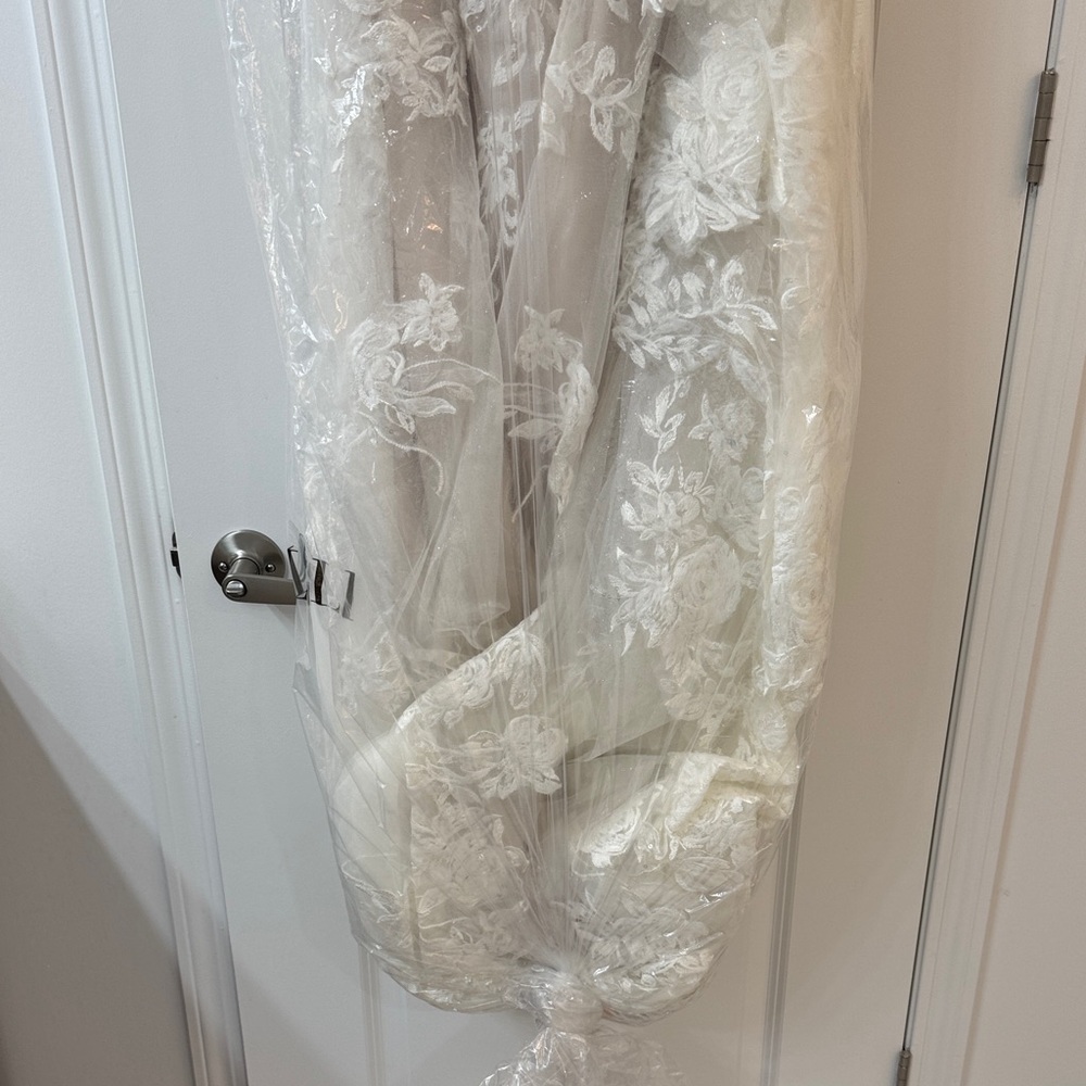 NWT Size 16 Sophia Tolli Wedding Dress Y3160 - Picture 14 of 16